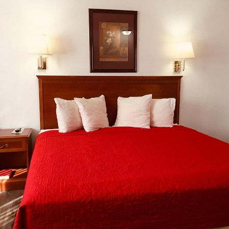 Lancaster Welcome Inn Екстериор снимка
